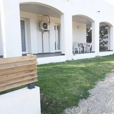 Folelli Villa + Jardin , 5 Mn Des Plages Et Des Rivieres בית נופש